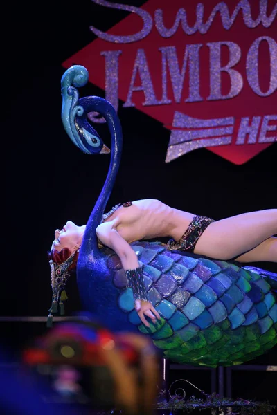 Burlesque, a vintage erotic dance that is still popular today for a very sensual and cheerful striptease