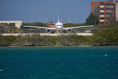 Prag 'ın dik kaldırım taşı sokakları                             