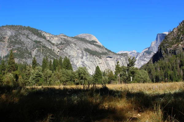 Bela Vista Yosemite Dos Prados Vale — Fotografia de Stock