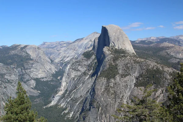 Glacier Point Ein Aussichtspunkt Mit Herrlichem Blick Auf Das Yosemite — Stockfoto