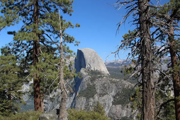 Yosemite Vadisi Half Dome High Sierra Nın Yosemite Vadisi Mil — Stok fotoğraf