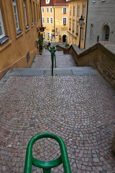 Escadaria Pedra Íngreme Cidade Velha Praga — Fotografia de Stock