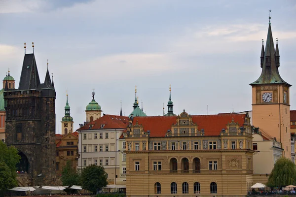 Praga Una Ciudad Maravillosa Llena Edificios Históricos Para Ver Recorrer — Foto de Stock