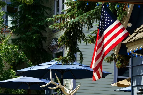 Zonlicht Amerikaanse Vlag Doet Het Lijken Alsof Het Bijna Onafhankelijkheidsdag — Stockfoto