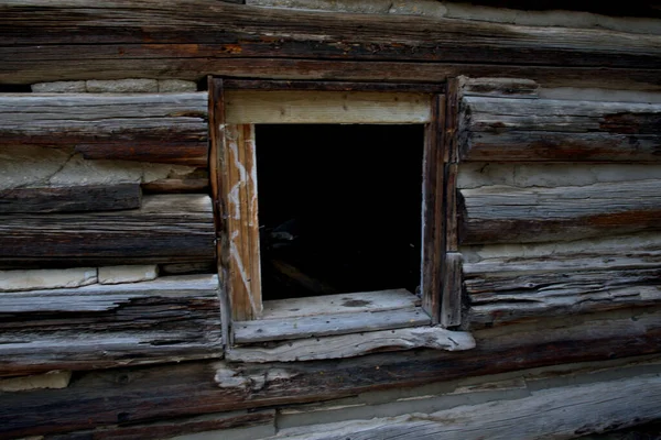 Zblízka Opuštěná Hornická Chata Nalezená Skalistých Horách Coloradu — Stock fotografie