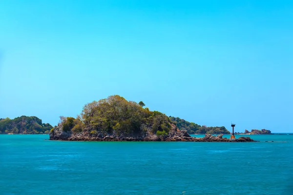 Faro Los Bancos Una Pequeña Isla Camino Bahía Del Muelle —  Fotos de Stock