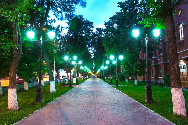 Pushkin street near the Opera and Ballet Theater, Ufa, Bashkortostan, Rússia . — Fotografia de Stock