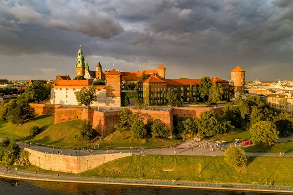 Castelo Wawel Real Histórico Catedral Cracóvia Polônia Vista Aérea Luz — Fotografia de Stock