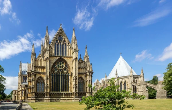 Gothic Mary Katedraali Lincoln Lincolnshire Englanti Presbytery Ruusukkeet Lancet Ikkunat — kuvapankkivalokuva