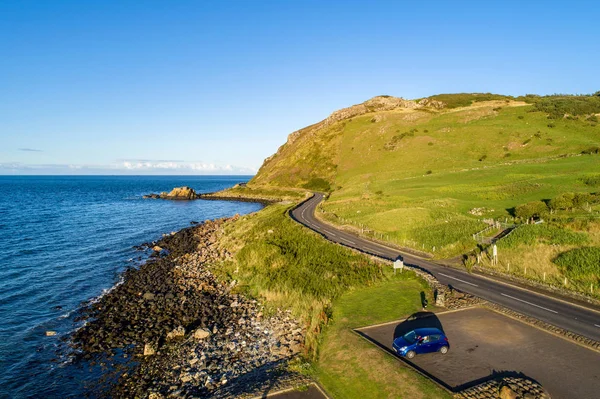 Route côtière Causeway en Irlande du Nord, Royaume-Uni — Photo