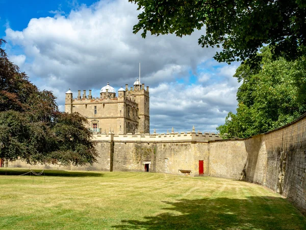 Bolsover, hrad v Derbyshire, Anglie, Velká Británie — Stock fotografie
