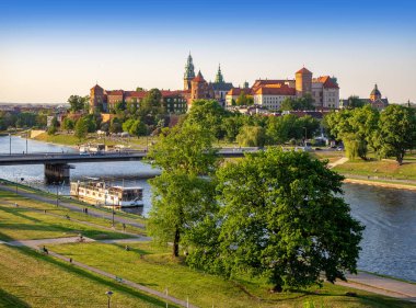 Krakow, Polonya Wawel Kalesi ve Vistula Nehri ile