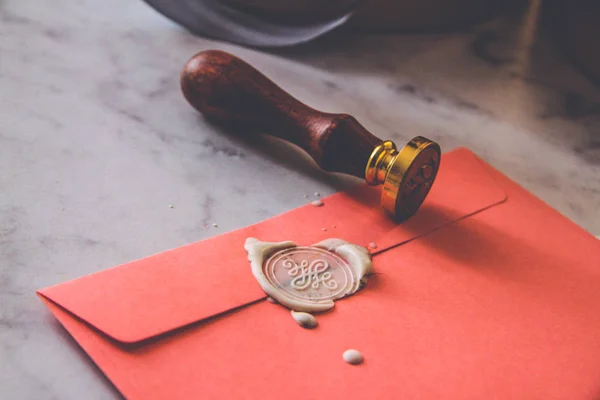 Papier Enveloppe Rose Avec Cachet Cire Étanchéité Carte Invitation — Photo