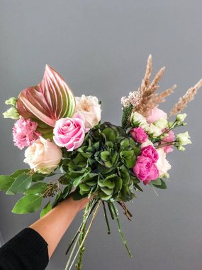 Ortanca, gül, buket Anthurium, Yeşiller, el holding