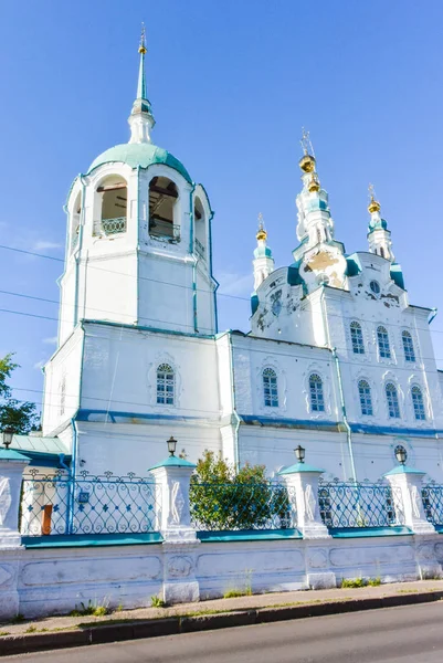 Lesosibirsk Ryssland Juni 2019 Gamla Rysk Ortodoxa Kyrkan Utanför Fasaden — Stockfoto