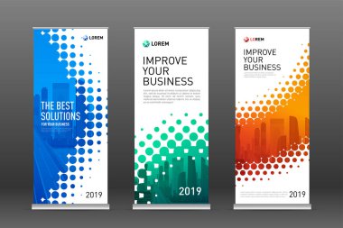 Afiş tasarım şablonları kümesi olarak gayrimenkul topla