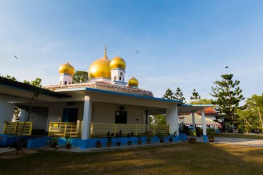 Penang Adası Malezya Penang tepede Camii. Güney Doğu Asya'nın güzel mimari.