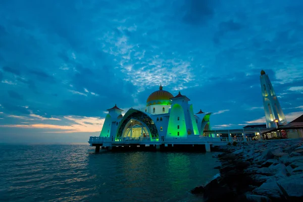 Gyönyörű Építészeti Melaka Straits Mecset Malacca Város Malajziában Gyönyörű Egyházi — Stock Fotó