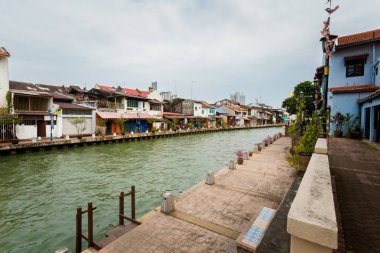 Güzel sömürge mimarisi ve nehir Malacca Malezya şehirde. Güney Doğu Asya güzel sanat.