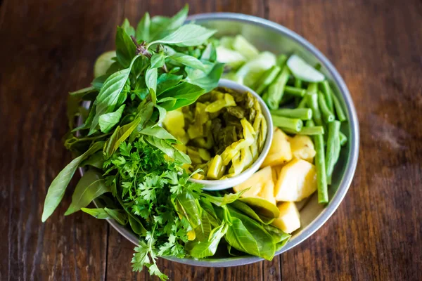 Färska Asiatiska Örten Pickles Frukt Och Grönsaker Khanom Jeen Sida — Stockfoto