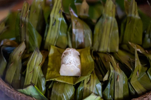 Pasteles Arroz Dulce Recién Preparados Vapor Mercado Local Ciudad Krabi — Foto de Stock