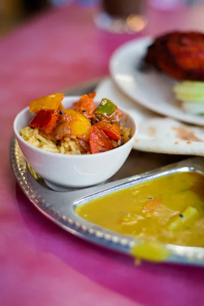 Fresh Prepared Malaysian Tandoori Chicken Set Served Dhal Naan Bread — Stock Photo, Image