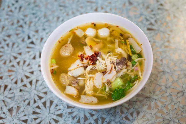 Sopa Caldo Carne Mixta Malaya Recién Preparada Servida Restaurante Local —  Fotos de Stock
