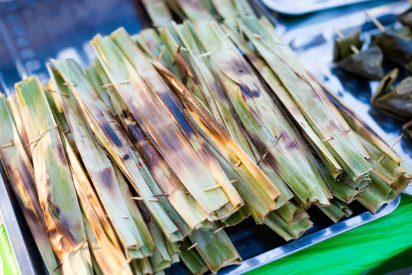 Frisch Zubereiteter Malaiischer Grill Bananenblättern Auf Dem Lokalen Markt Auf — Stockfoto