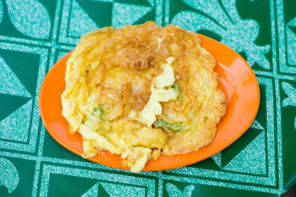 Omelet Telur Goreng Malaysia Yang Disajikan Restoran Lokal Pulau Langkawi — Stok Foto