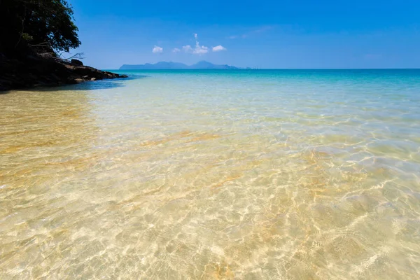 Sunny Pasir Pantai Tengkorak Cenang Playa Isla Tropical Langkawi Malasia — Foto de Stock