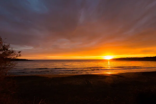 Baía Coral Colorido Bonito Durante Pôr Sol Paisagem Tomada Ilha — Fotografia de Stock