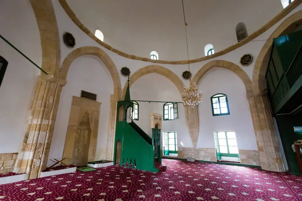 Güzel mimari Camii Hala Sultan Tekke Akrotiri Larnaka Tuz Gölü. Kıbrıs Adası'nda alınan Tapınağı.