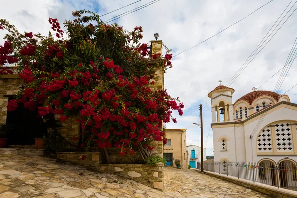 Hermosa Arquitectura Del Pueblo Montaña Skarinu Paisaje Urbano Isla Chipre —  Fotos de Stock