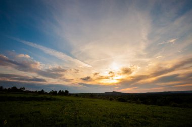 Güzel bahar günbatımı Polonya