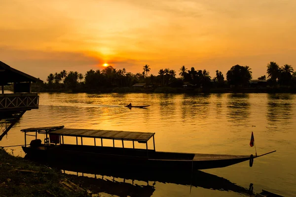 Pôr do sol em Don Khone Laos — Fotografia de Stock