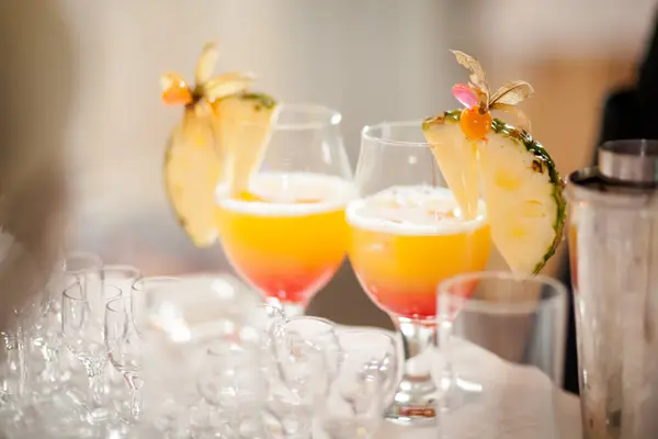 Beautiful wedding reception drinks detail — Stock Photo, Image