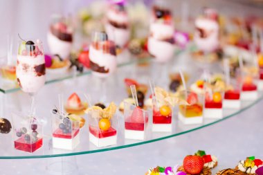 Güzel düğün Resepsiyon tatlı açık büfe