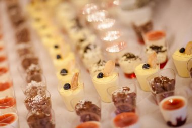 Güzel düğün Resepsiyon tatlı açık büfe