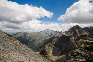 Rysy Tatra dağlarına giden yol