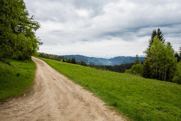 Beautiful foggy Gorce mountains landscape — Stock Photo, Image