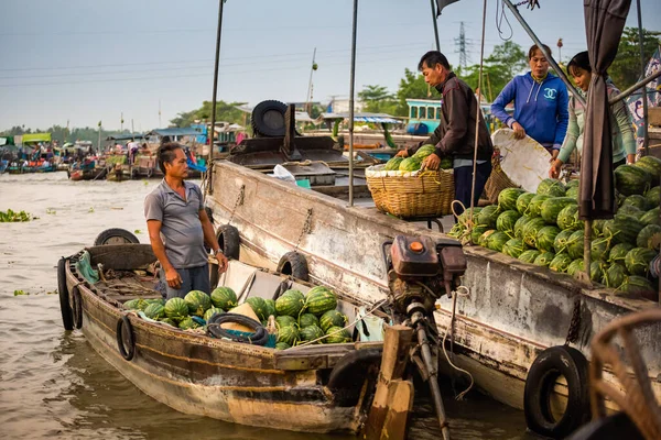 Can Tho Vietnam Február 2020 Lebegő Reggeli Piac Cai Rang — Stock Fotó