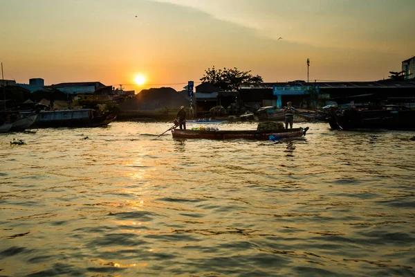 Can Tho Vietnã Fevereiro 2020 Floating Morning Market Cai Rang — Fotografia de Stock