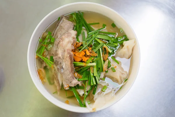 Deliciosa Sopa Fideos Wonton Hoanh Thanh Cocina Tradicional Vietnamita Servida —  Fotos de Stock
