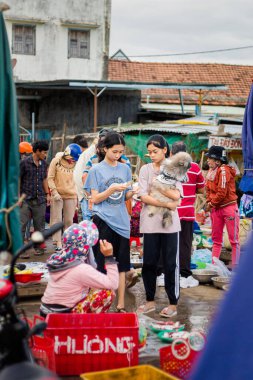 Phan Rang, Vietnam - Şubat 2020: Yerel balık pazarı Cho Phan Rang.