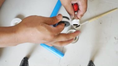 Su borusu yap.