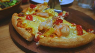 Avrupa mezeleri tabakta