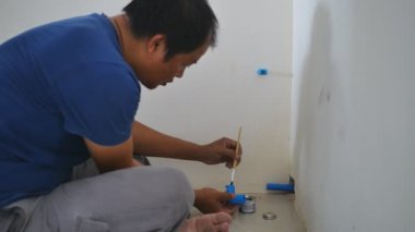 Su borusu yap.