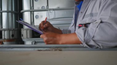 Elektrik santrali çalışıyor.