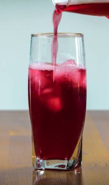 Yaz saati sebze ve meyve suyu, içecekler