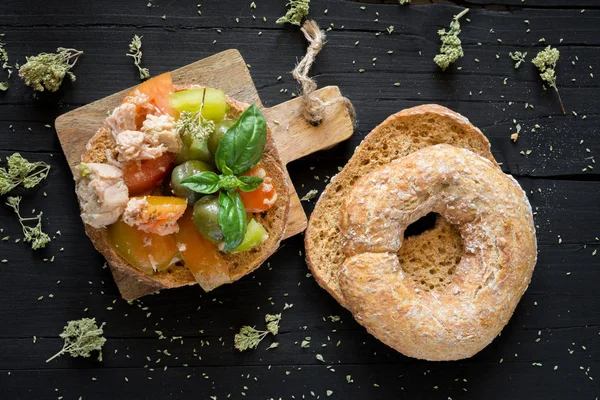 Pão Seco Chamado Freselle Embebido Água Para Ser Servido Com — Fotografia de Stock